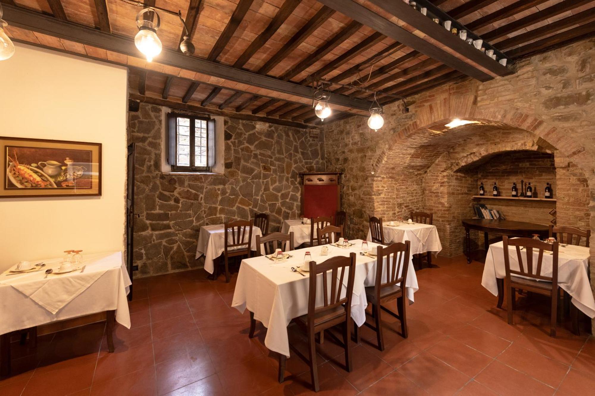 Bed and Breakfast Il Palazzo Del Cardinale Монтальчино Екстер'єр фото