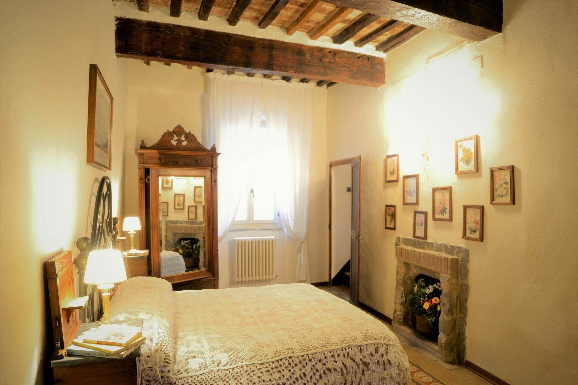 Bed and Breakfast Il Palazzo Del Cardinale Монтальчино Екстер'єр фото